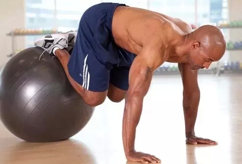 运动训练腹肌人鱼马甲线减肥