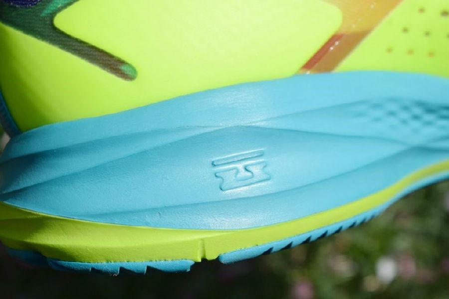 李宁 云二代 李宁 云二代