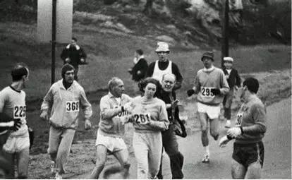 运动训练女生训练运动减肥