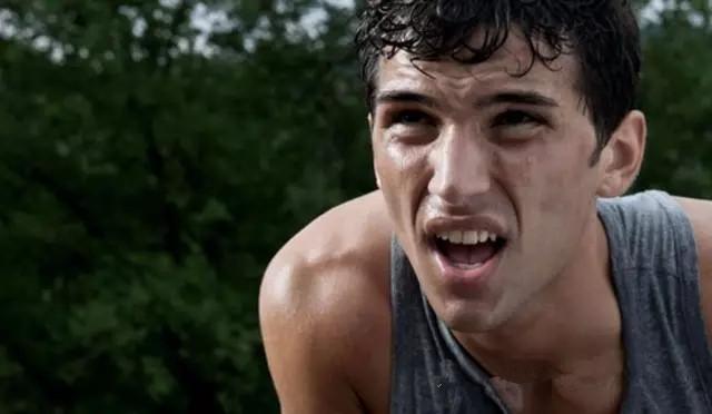 有一种痛叫怎么训练都无法提高跑步成绩